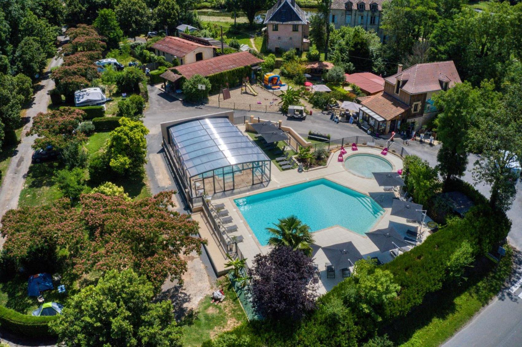 Le Moulin Du Bleufond Hotell Montignac-Lascaux Eksteriør bilde